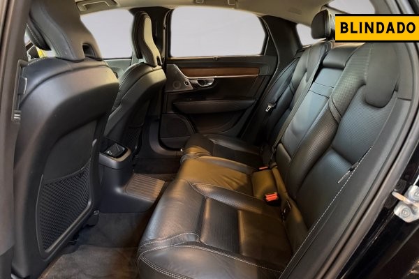 VOLVO S90 2.0 T8 RECHARGE INSCRIPTION AWD GEARTRONIC 2019/2019